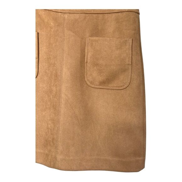 LOFT Faux Suede Patch Pocket Mini Skirt SIZE 2 tan - Picture 3 of 7